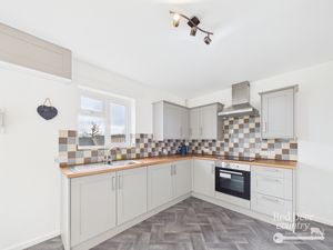 Kitchen/Dining Room- click for photo gallery